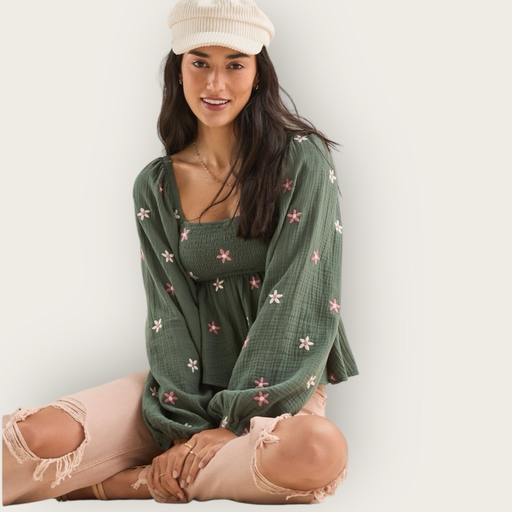 Altar’d State Olivia Embroidered Babydoll Top Green Women’s Size Small - Picture 2 of 13